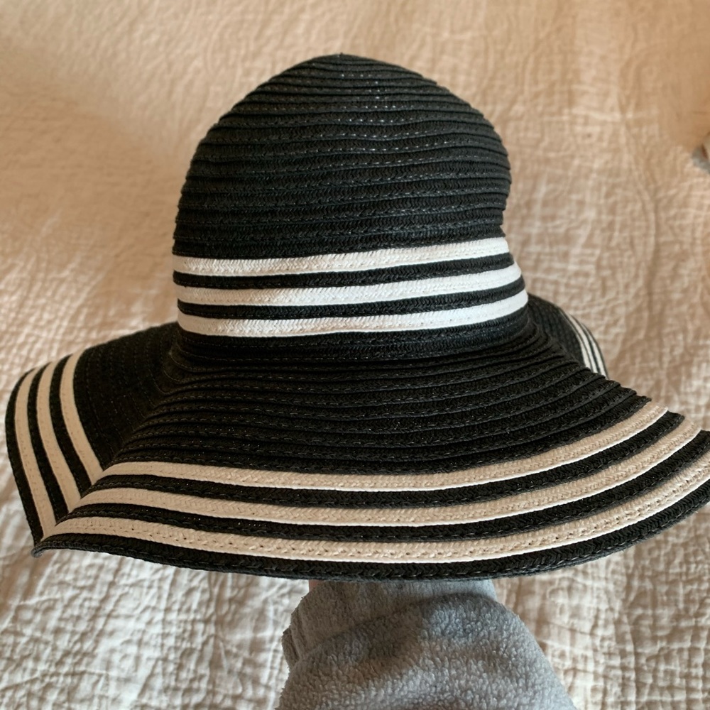 Floppy Beach Hat